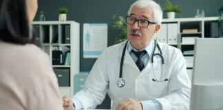 Krew podczas oddawania stolca – przyczyny, znaczenie i moment wizyty u lekarza shar-pol.pl - 075-co-oznacza-krew-podczas-oddawania-stolca-i-kiedy-isc-do-leka.webp